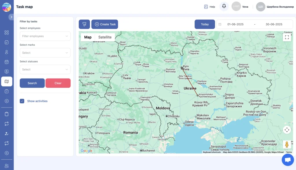 Live team location tracking map showing technicians around Kyiv and Kropyvnytskyi in Shifton interface.