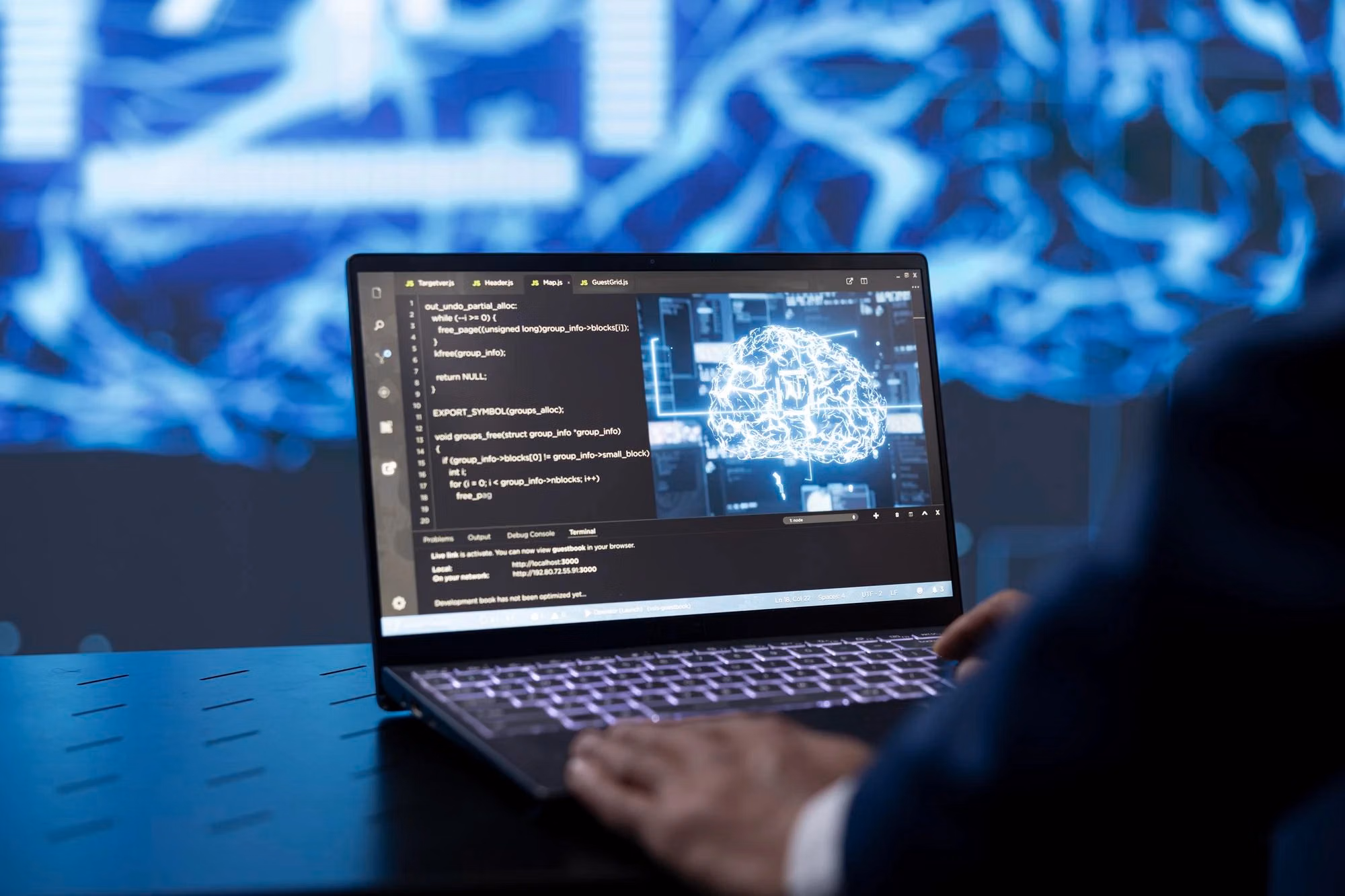 Kenttäpalveluintegraatiot CRM:n, ERP:n ja kirjanpidon kanssa