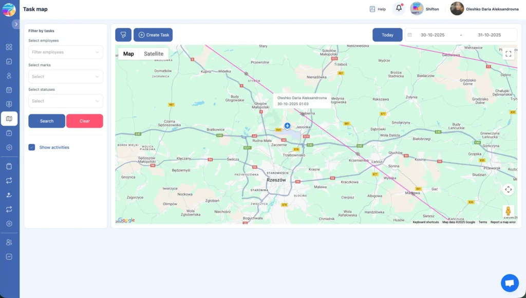 Screenshot of the Shifton task map showing employee locations and task routes on the map near Rzeszów